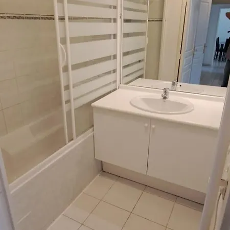 Apartment Spacious With Furnished Terrace *
